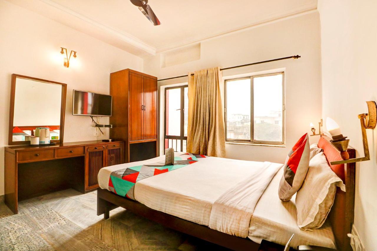Camac Plaza Hotel Kolkata